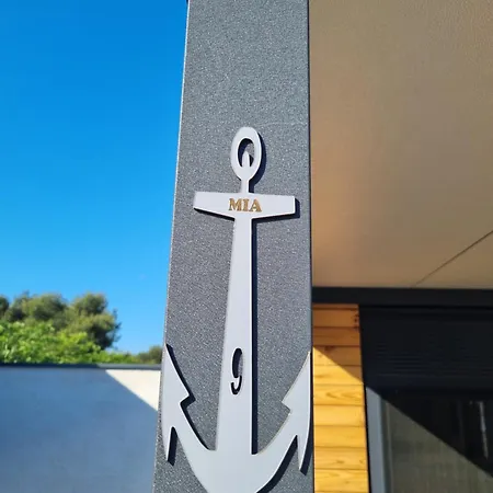 Mobile Marina 펜션 드라게